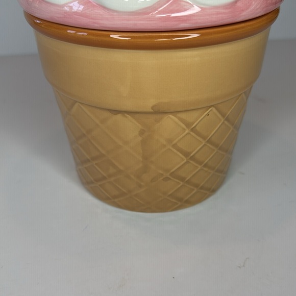 Cherry Top Ice Cream sundae canister - Picture 11 of 11